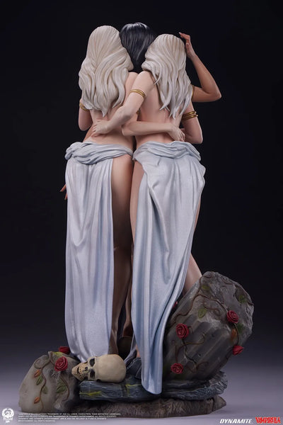 Vampirella - LIMITED EDITION: 400 – PCS – ActionFigure Brasil — close