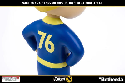 Vault Boy 76 (Hands on Hips) Mega Bobblehead (Hands on Hips) – Gaming Heads – ActionFigure Brasil — close