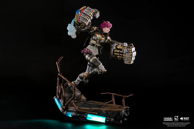 Vi - LIMITED EDITION – PureArts – ActionFigure Brasil — com base expositora
