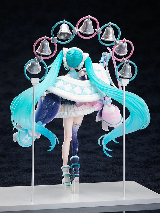 Vocaloid - Hatsune Miku - F:Nex - 1/7 - Magical Mirai 2020 Winter Festival Ver. (FuRyu) [Shop Exclusive]ㅤ – FuRyu – ActionFigureBrasil
