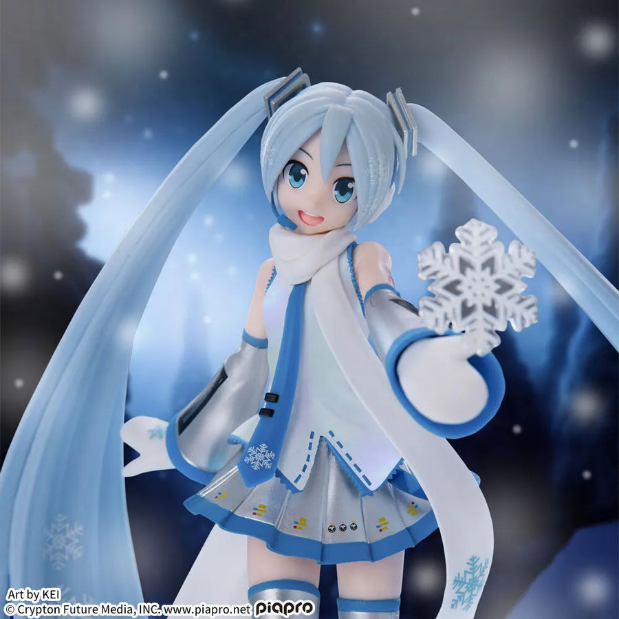Vocaloid - Hatsune Miku - Luminasta - Snow Miku Skytown Ver. (SEGA)ㅤ – SEGA – ActionFigureBrasil