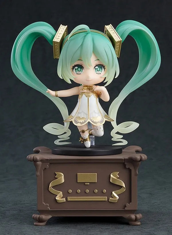 Vocaloid - Hatsune Miku - Nendoroid #1538 - Symphony 5th Anniversary Ver. (Good Smile Company)ㅤ – Good Smile Company – ActionFigureBrasil