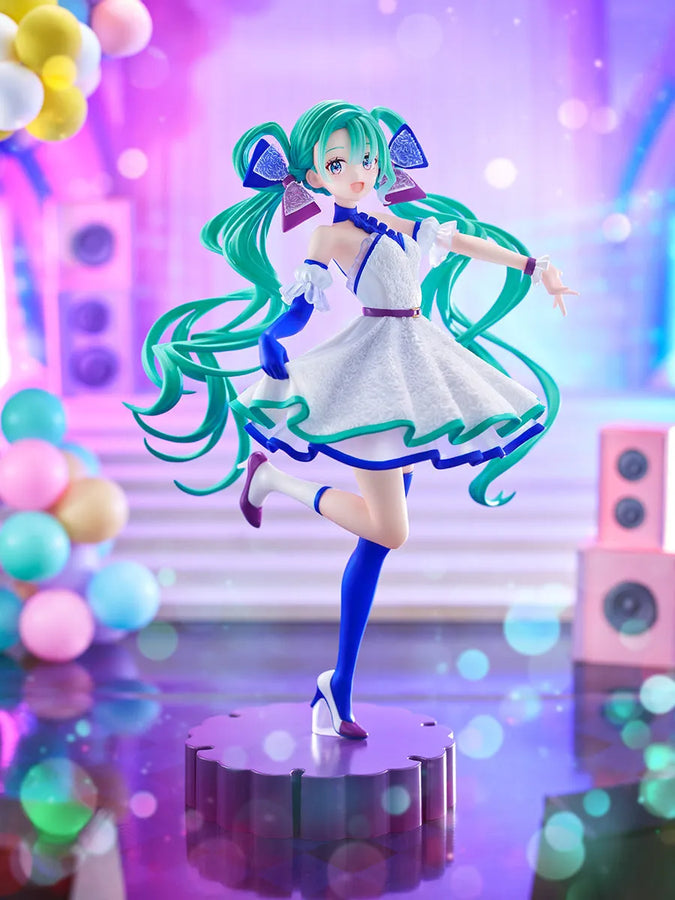Vocaloid - Hatsune Miku - Tenitol - Tenitol Neo Tokyo Series - Idol (FuRyu)ㅤ – FuRyu – ActionFigureBrasil
