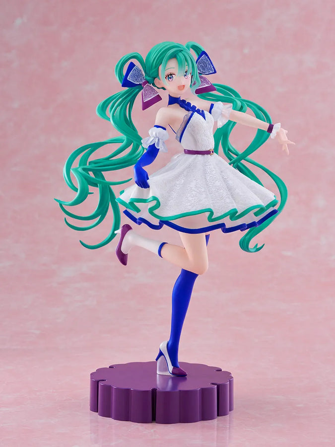 Vocaloid - Hatsune Miku - Tenitol - Tenitol Neo Tokyo Series - Idol (FuRyu)ㅤ – FuRyu – ActionFigureBrasil