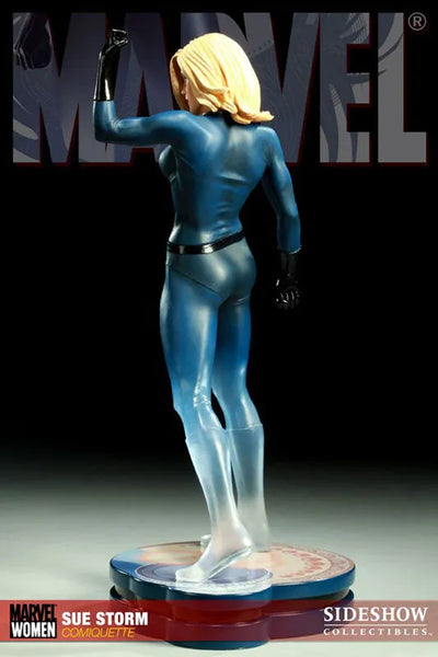 Women of Marvel Comiquette - Sue Stormㅤ – Sideshow Collectibles – ActionFigureBrasil — ângulo diferente