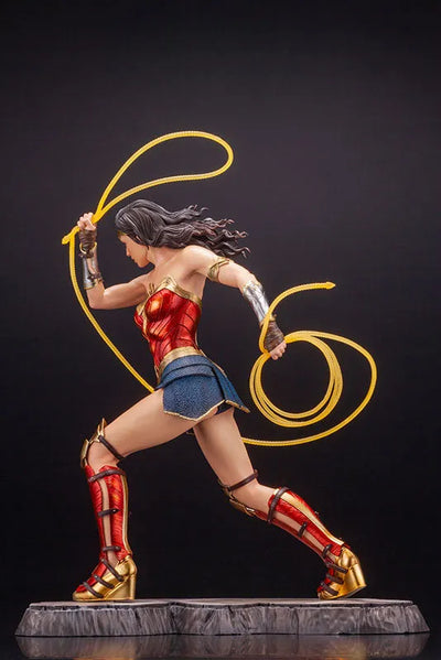 Wonder Woman 1984 - Wonder Woman - ARTFX - 1/6 (Kotobukiya)ㅤ – Kotobukiya – ActionFigureBrasil — embalagem