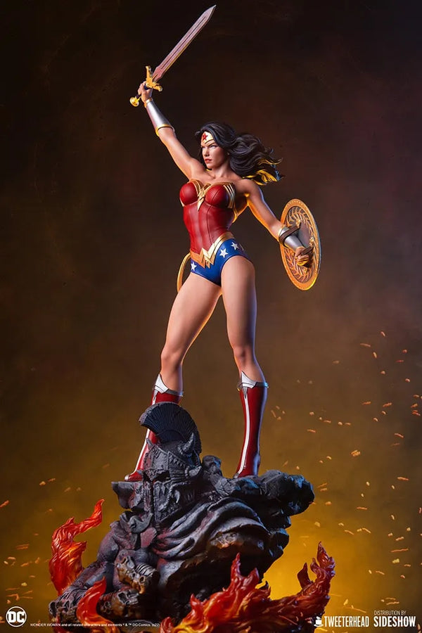 Wonder Woman - LIMITED EDITION: 450 (Collector Sixth Scale) – Tweeterhead – ActionFigure Brasil — acessórios