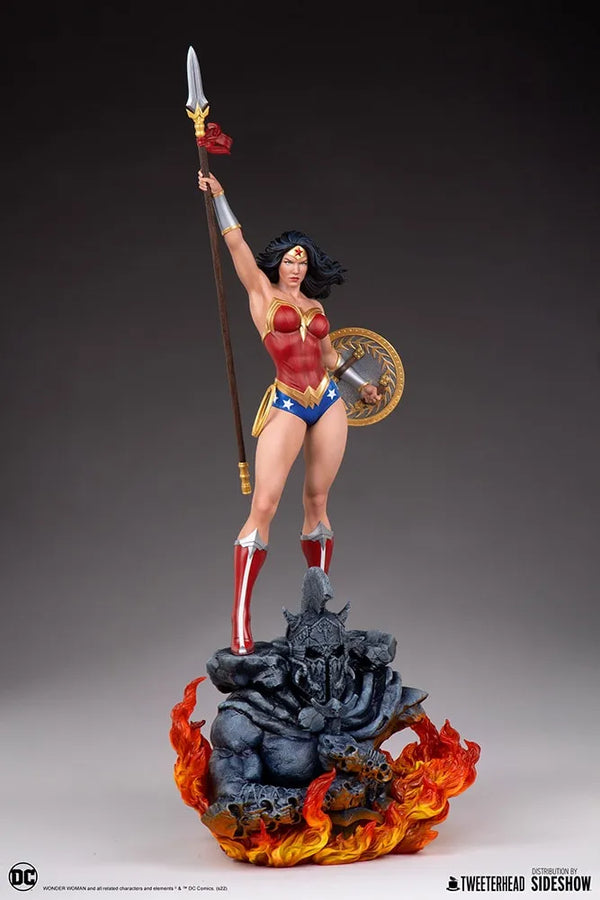 Wonder Woman - LIMITED EDITION: 450 (Collector Sixth Scale) – Tweeterhead – ActionFigure Brasil — acessórios
