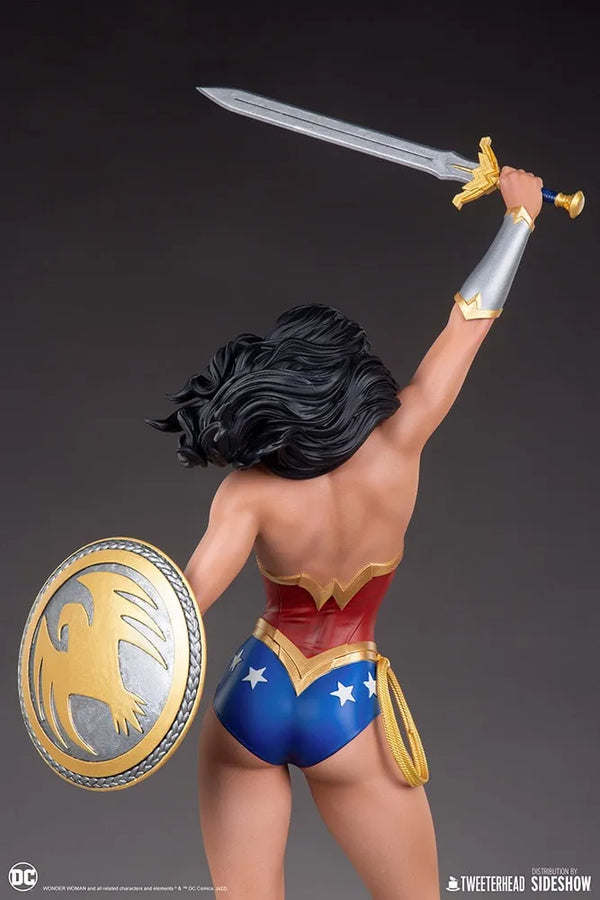 Wonder Woman - LIMITED EDITION: 450 (Collector Sixth Scale) – Tweeterhead – ActionFigure Brasil — acessórios