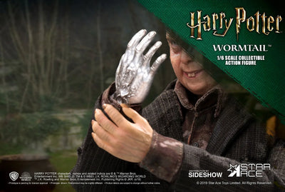 Wormtail (Deluxe) – Star Ace Toys Ltd. – ActionFigure Brasil — com base expositora