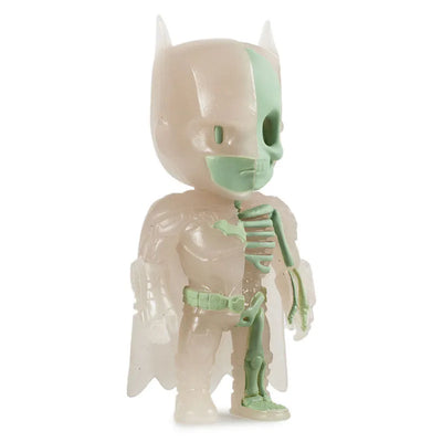 XXRAY meets DC Comics - Kid Robot Special-order Glow-in-the-dark Batman 4 Inch Vinyl Figureㅤ – Puella Magi Madoka Magica – ActionFigureBrasil — ângulo diferente