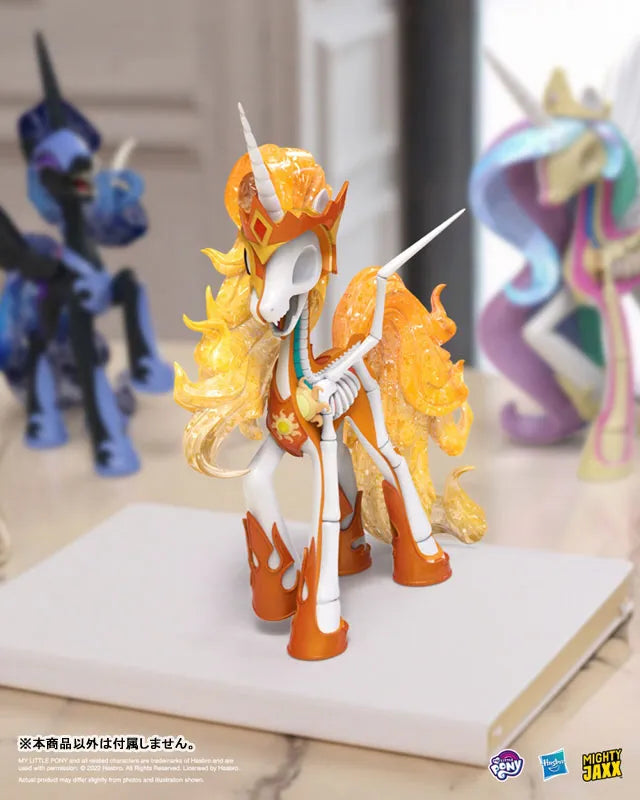 XXRAY PLUS meets My Little Pony / Daybreaker Vinyl Figureㅤ – Mighty Jaxx – ActionFigureBrasil