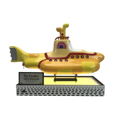 Yellow Submarine - LIMITED EDITION: 250 – Factory Entertainment – ActionFigure Brasil — com base expositora