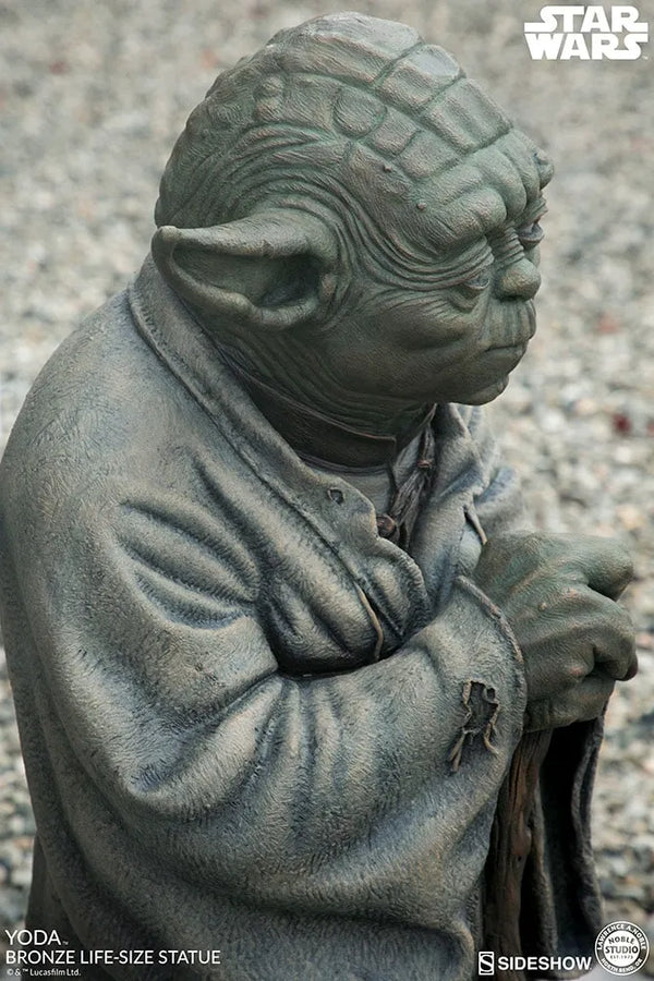 Yoda Bronze - LIMITED EDITION – Sideshow Collectibles – ActionFigure Brasil