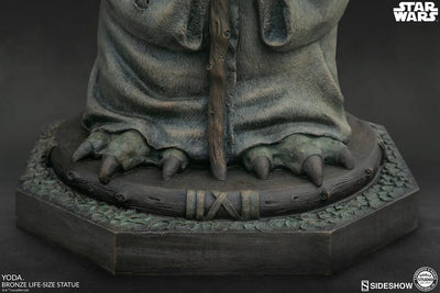 Yoda Bronze - LIMITED EDITION – Sideshow Collectibles – ActionFigure Brasil — ambientada