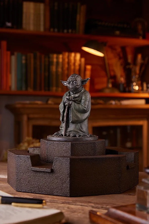 Yoda Fountain - LIMITED EDITION: 1138 – Kotobukiya – ActionFigure Brasil