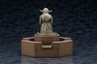 Yoda Fountain - LIMITED EDITION: 1138 – Kotobukiya – ActionFigure Brasil — close