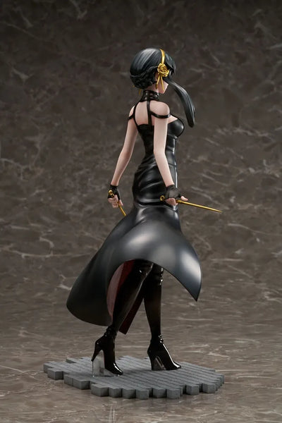Yor Forger – FURYU Corporation – ActionFigure Brasil — acessórios