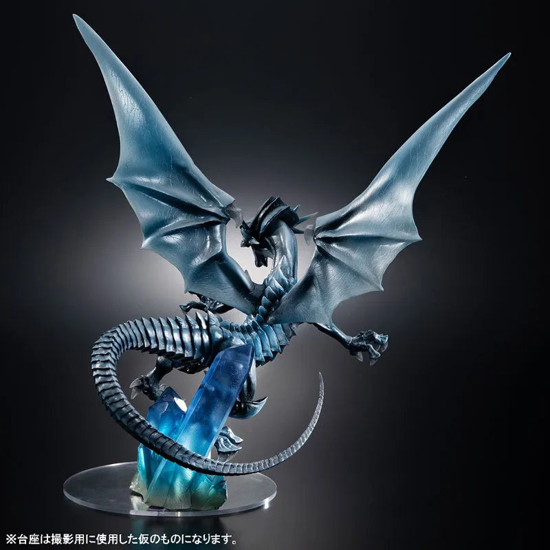 Yu-Gi-Oh! Duel Monsters - Blue-Eyes White Dragon - Art Works Monsters - ~Holographic Edition~ (MegaHouse) [Shop Exclusive]ㅤ – MegaHouse – ActionFigureBrasil