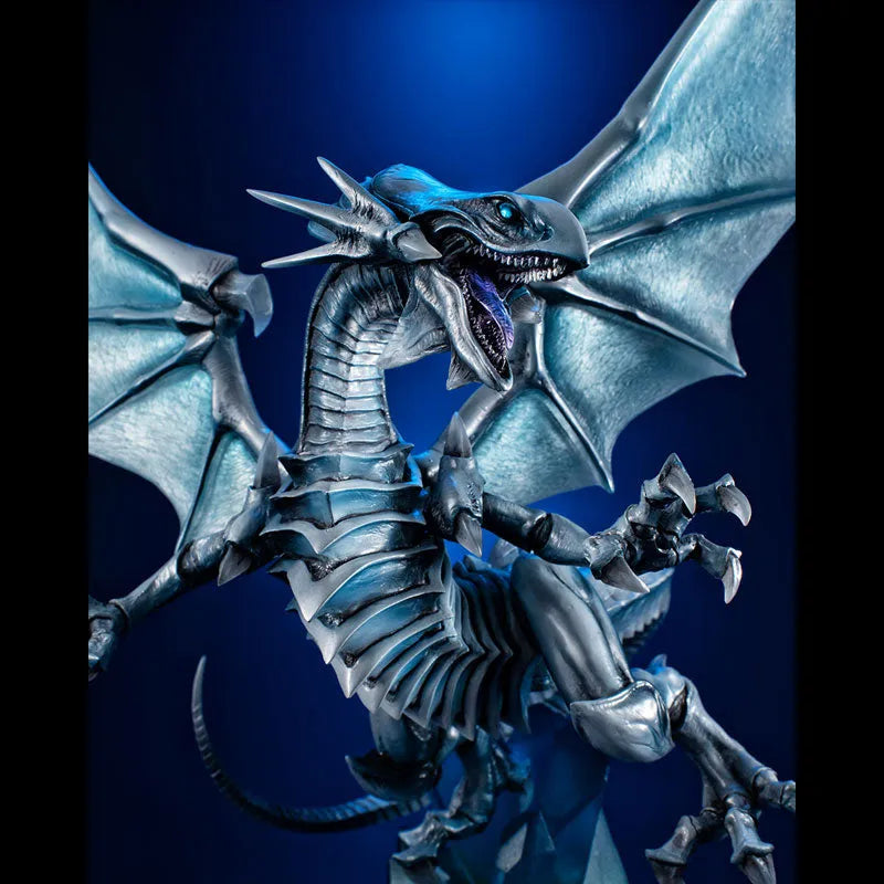 Yu-Gi-Oh! Duel Monsters - Blue-Eyes White Dragon - Art Works Monsters - ~Holographic Edition~ (MegaHouse) [Shop Exclusive]ㅤ – MegaHouse – ActionFigureBrasil