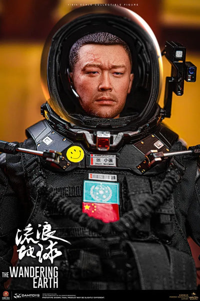 Zhang Xiaoqiang – Damtoys – ActionFigure Brasil — ângulo diferente