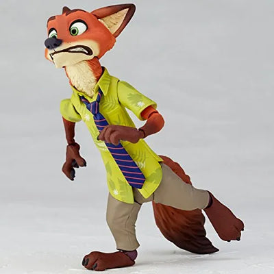Zootopia - Nick Wilde - Figure Complex Movie Revo No.010 - Revoltech (Kaiyodo)ㅤ – Kaiyodo – ActionFigureBrasil — com base expositora